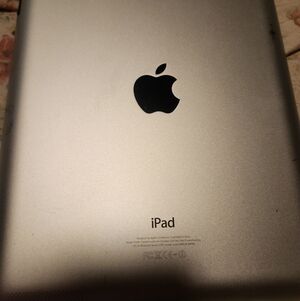 Apple iPad - Elegant Silver Finish
